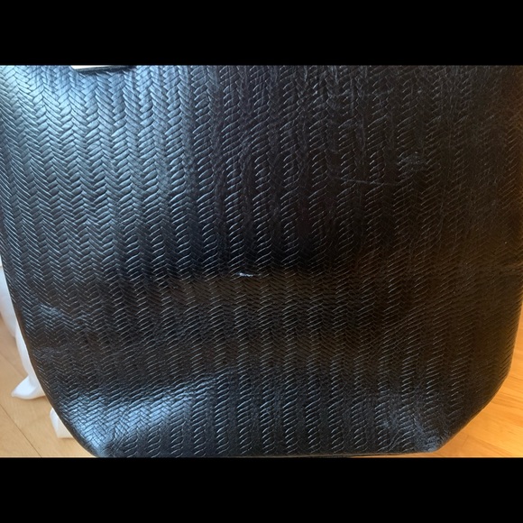 treesje black tote style shoulder purse - Picture 3 of 5